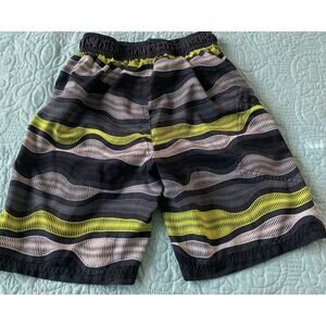 WONDER NATION SWIMWEAR, BOYS M (8), BLACK GREY YELLOW, NWOT UINDERWEASR ATTACHED